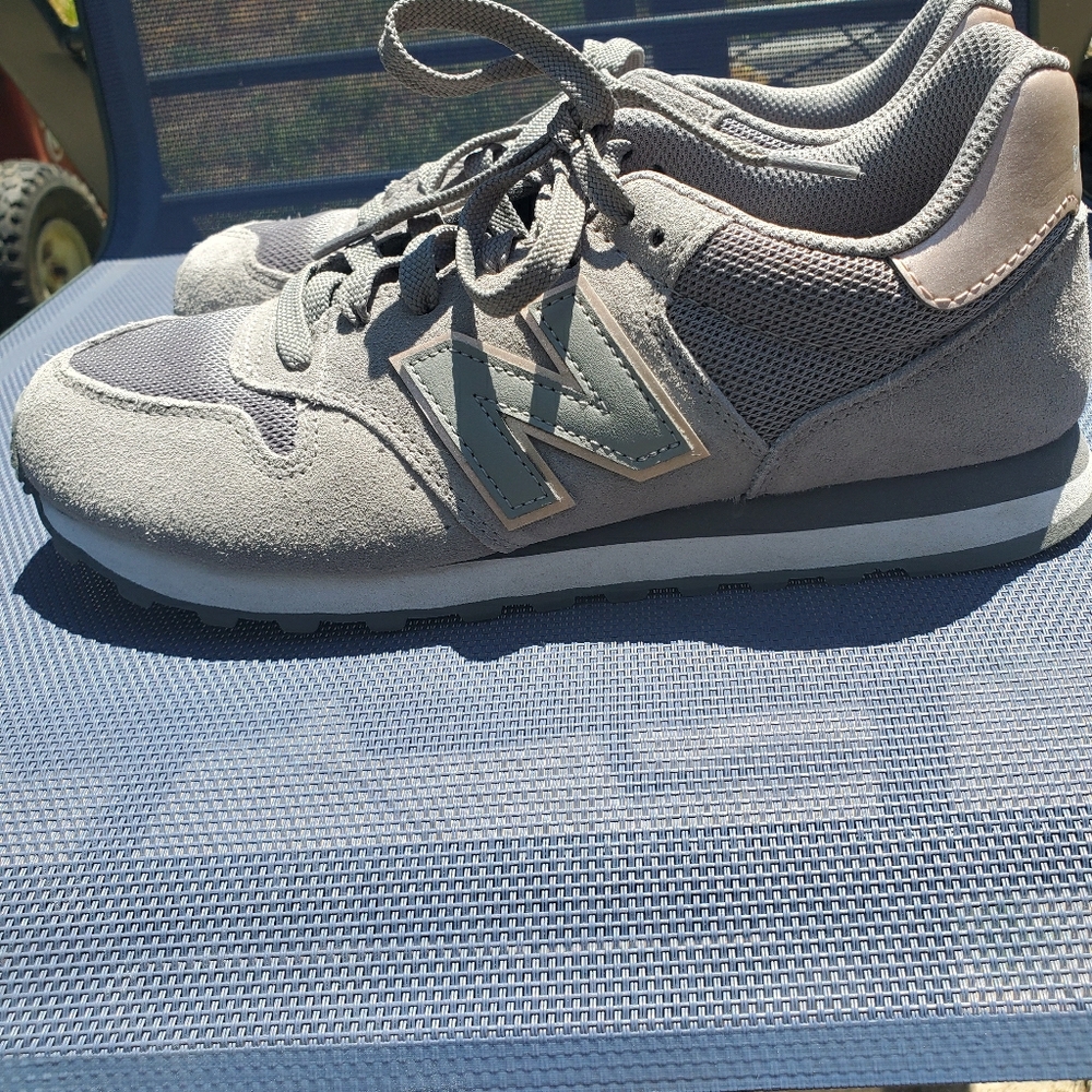 Women's New Balance 500